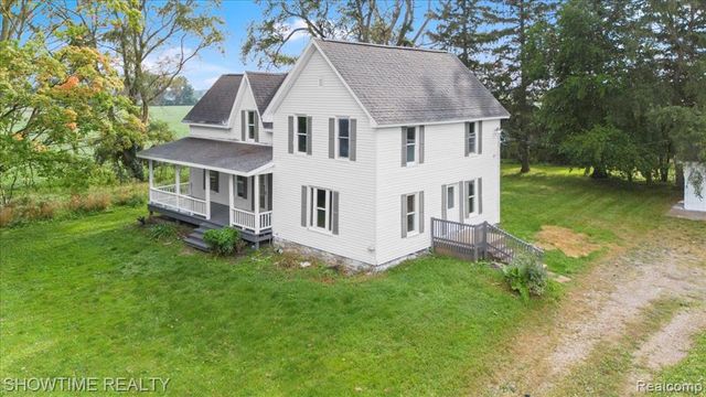 1865 N Blacks Corners Road, Imlay City, MI 48444