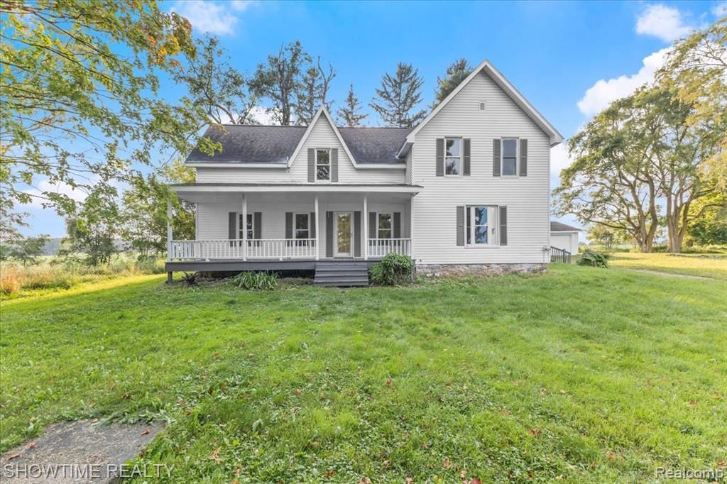 1865 N Blacks Corners Road, Imlay City, MI 48444