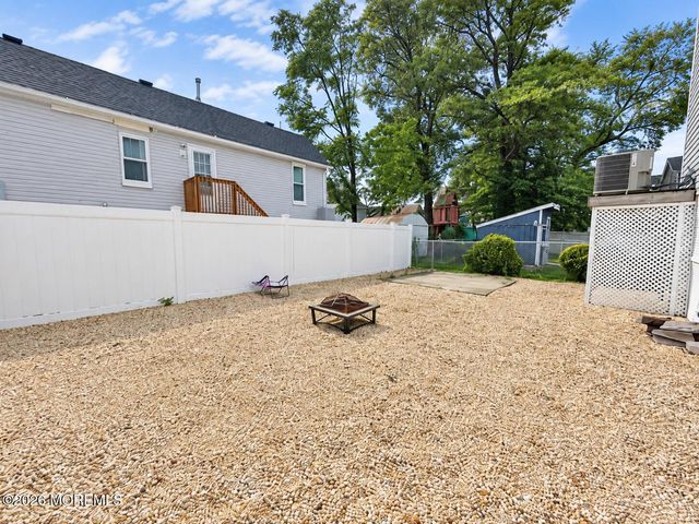 66 Center Avenue 1, Keansburg, NJ 07734