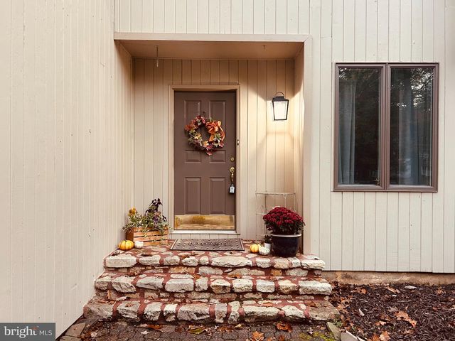 101 STRAWBERRY DR, Shamong Twp, NJ 08088