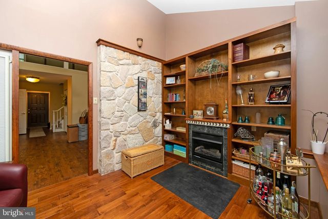 101 STRAWBERRY DR, Shamong Twp, NJ 08088