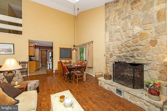 101 STRAWBERRY DR, Shamong Twp, NJ 08088