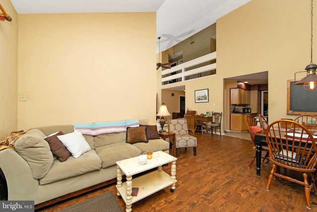 101 STRAWBERRY DR, Shamong Twp, NJ 08088