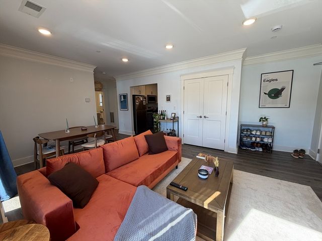 17 Hennery Way G, Medfield, MA 02052