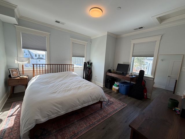 17 Hennery Way G, Medfield, MA 02052
