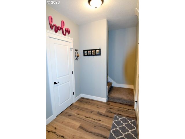 2335 MAPLEWOOD Dr N, Salem, OR 97306