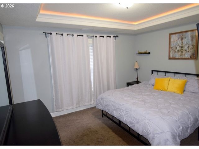 2335 MAPLEWOOD Dr N, Salem, OR 97306