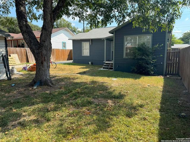 323 ARLINGTON CT, San Antonio, TX 78210