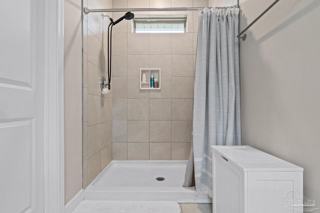 3552 Pelican Bay Cir, Gulf Breeze, FL 32563