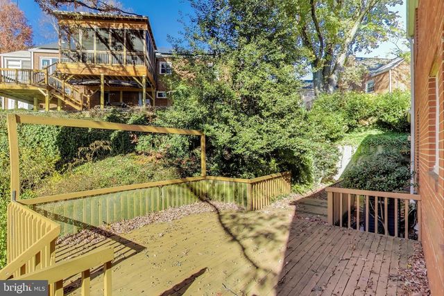 3212 CREST AVE, Cheverly, MD 20785