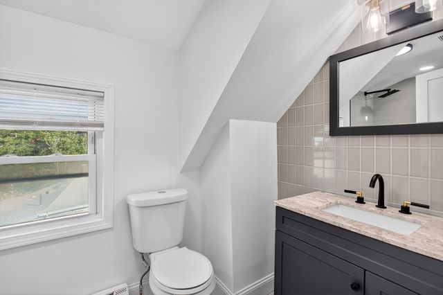 568 Sea St, Quincy, MA 02169