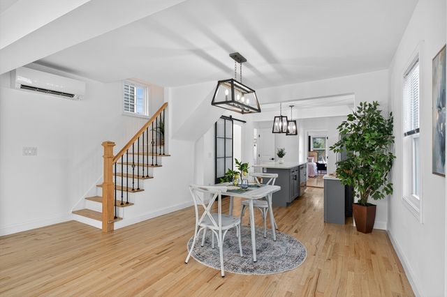 568 Sea St, Quincy, MA 02169