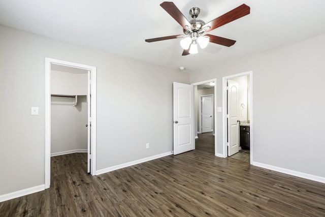 1966 Briar Grove Drive, Conroe, TX 77301