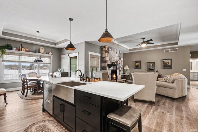 805 N Horizon Drive, Lakeville, IN 46536