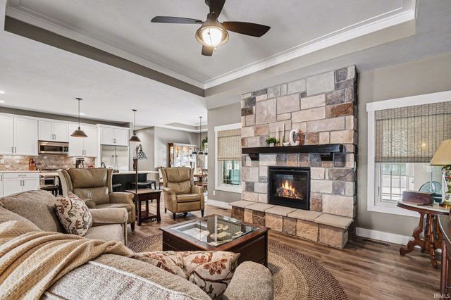 805 N Horizon Drive, Lakeville, IN 46536