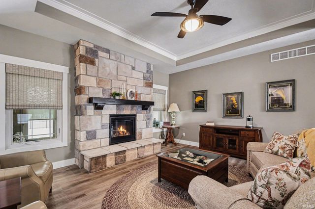 805 N Horizon Drive, Lakeville, IN 46536