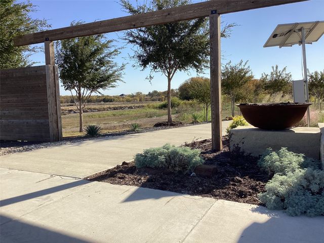 16905 Tussock Avenue, Justin, TX 76247