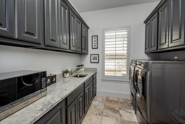 27423 Hurston Glen Lane, Katy, TX 77494