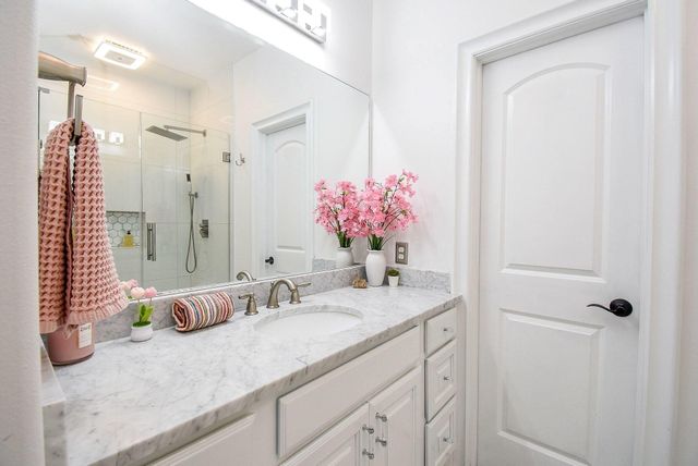 27423 Hurston Glen Lane, Katy, TX 77494