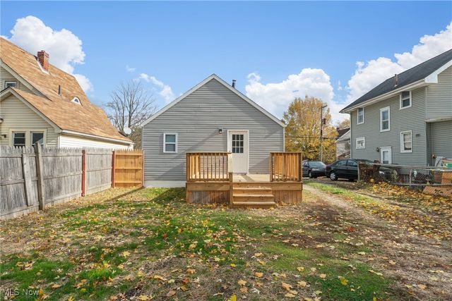 2315 Maple Avenue NE, Canton, OH 44714