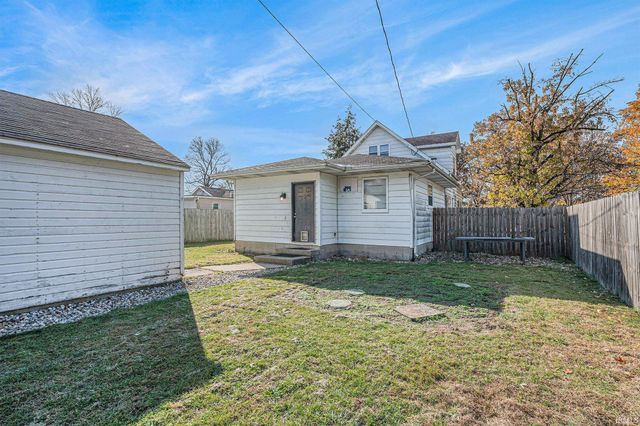 2420 Monger Avenue, Elkhart, IN 46517