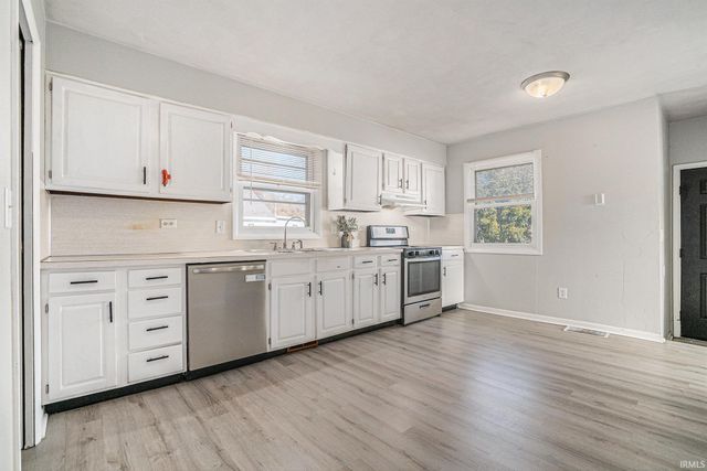 2420 Monger Avenue, Elkhart, IN 46517