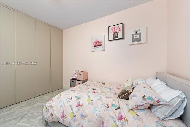 3330 NE 190th St 1715, Aventura, FL 33180