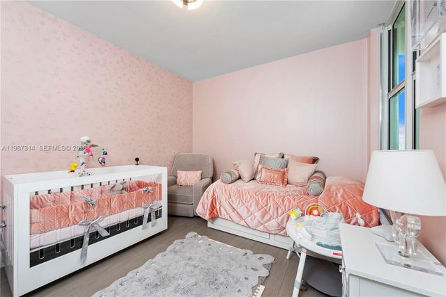 3330 NE 190th St 1715, Aventura, FL 33180