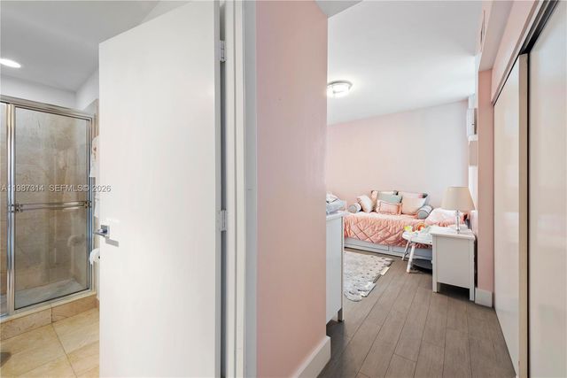 3330 NE 190th St 1715, Aventura, FL 33180