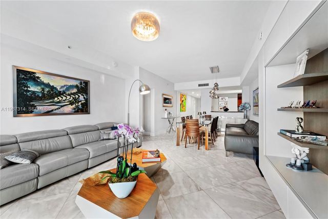 3330 NE 190th St 1715, Aventura, FL 33180