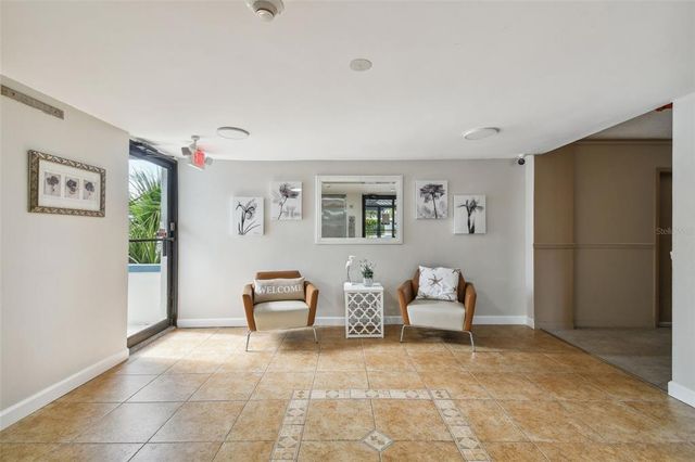 644 ISLAND WAY 206, Clearwater, FL 33767