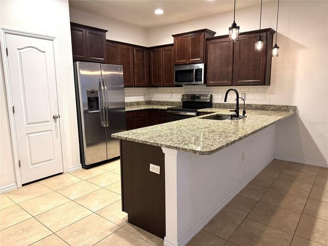 3840 SILVERLAKE WAY, Wesley Chapel, FL 33544