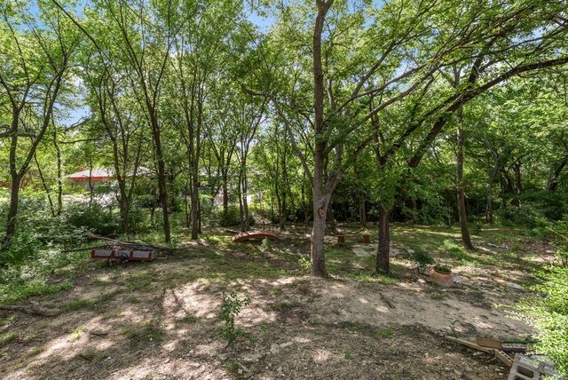 115 Idle Creek Court, Desoto, TX 75115