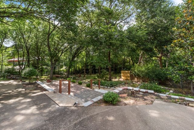 115 Idle Creek Court, Desoto, TX 75115