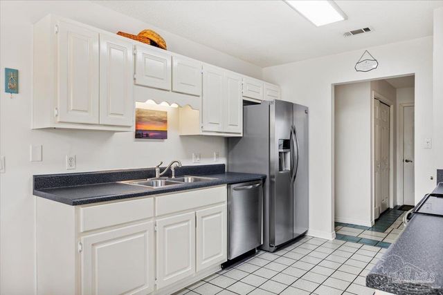 1863 Eagle Ln, Navarre, FL 32566