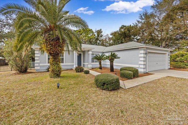 1863 Eagle Ln, Navarre, FL 32566