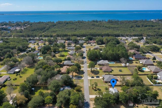 1863 Eagle Ln, Navarre, FL 32566