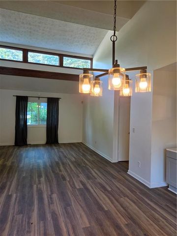 4610 Greenbriar Trail SW, Atlanta, GA 30331