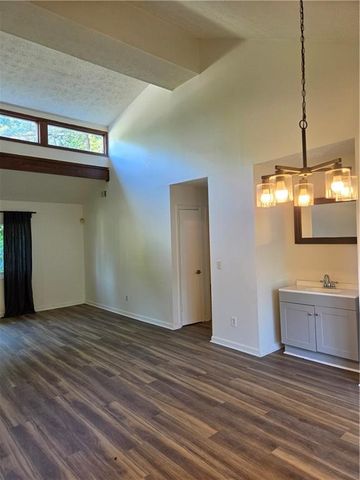 4610 Greenbriar Trail SW, Atlanta, GA 30331