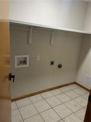 2004 Goodell Court, Lawrence, KS 66046