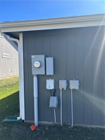 2004 Goodell Court, Lawrence, KS 66046