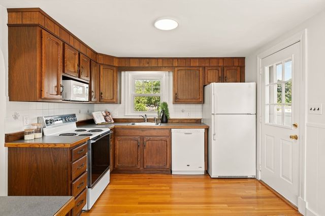 53 Roberts Rd, Medford, MA 02155