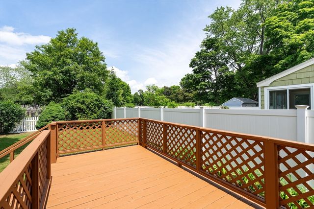 53 Roberts Rd, Medford, MA 02155