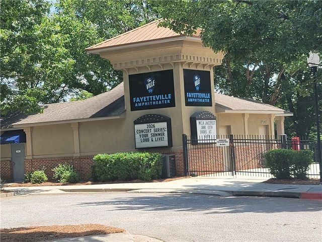 435 Lafayette Avenue, Fayetteville, GA 30214