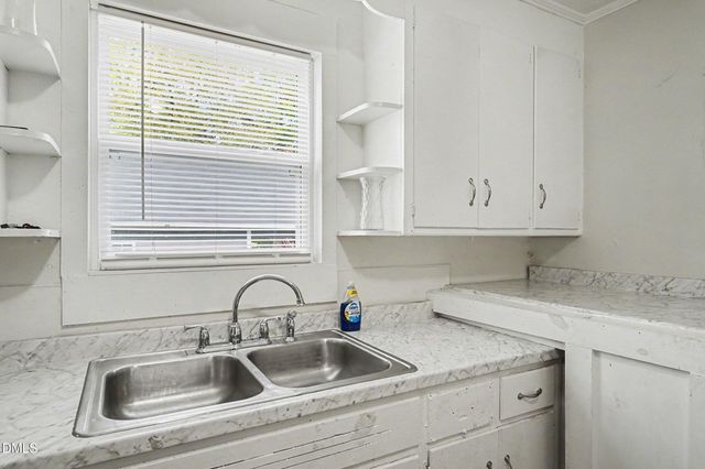 2008 Center Street, Fayetteville, NC 28306