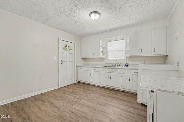 2008 Center Street, Fayetteville, NC 28306