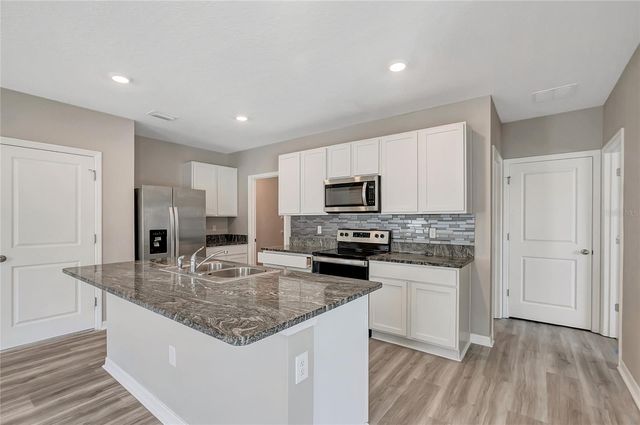 17038 WAVE TRESSLE PLACE, Wimauma, FL 33598