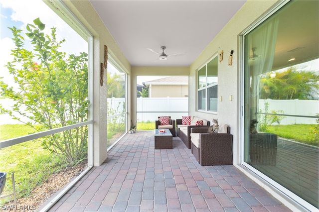 3289 Baravaldo CIR, Cape Coral, FL 33909