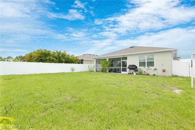 3289 Baravaldo CIR, Cape Coral, FL 33909