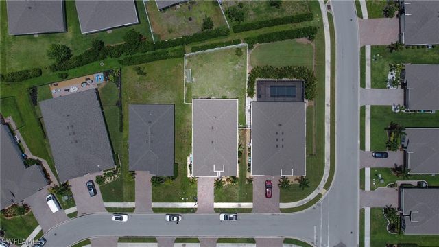 3289 Baravaldo CIR, Cape Coral, FL 33909